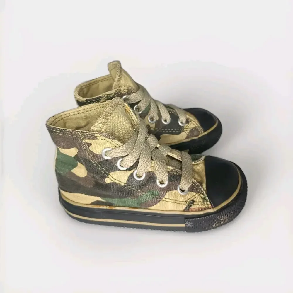 Converse All Star Chuck Taylor Toddler Hi-Top Camo Green Black Size 5 Pre-Owned